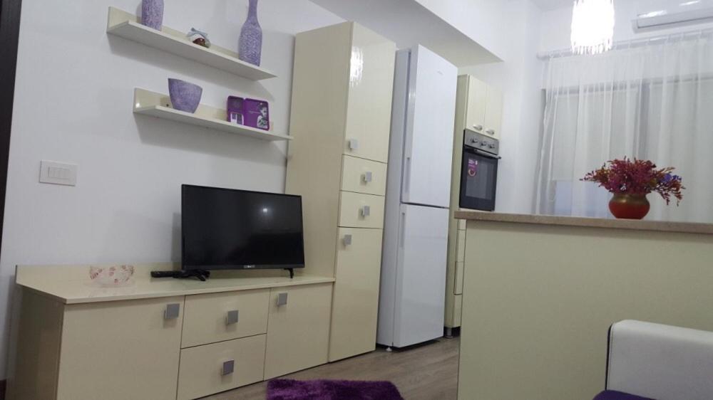 Bridge Tower Residence Яш Екстериор снимка